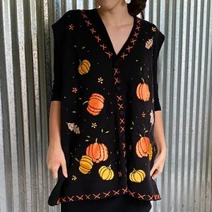 Fall oversized sweater vest.